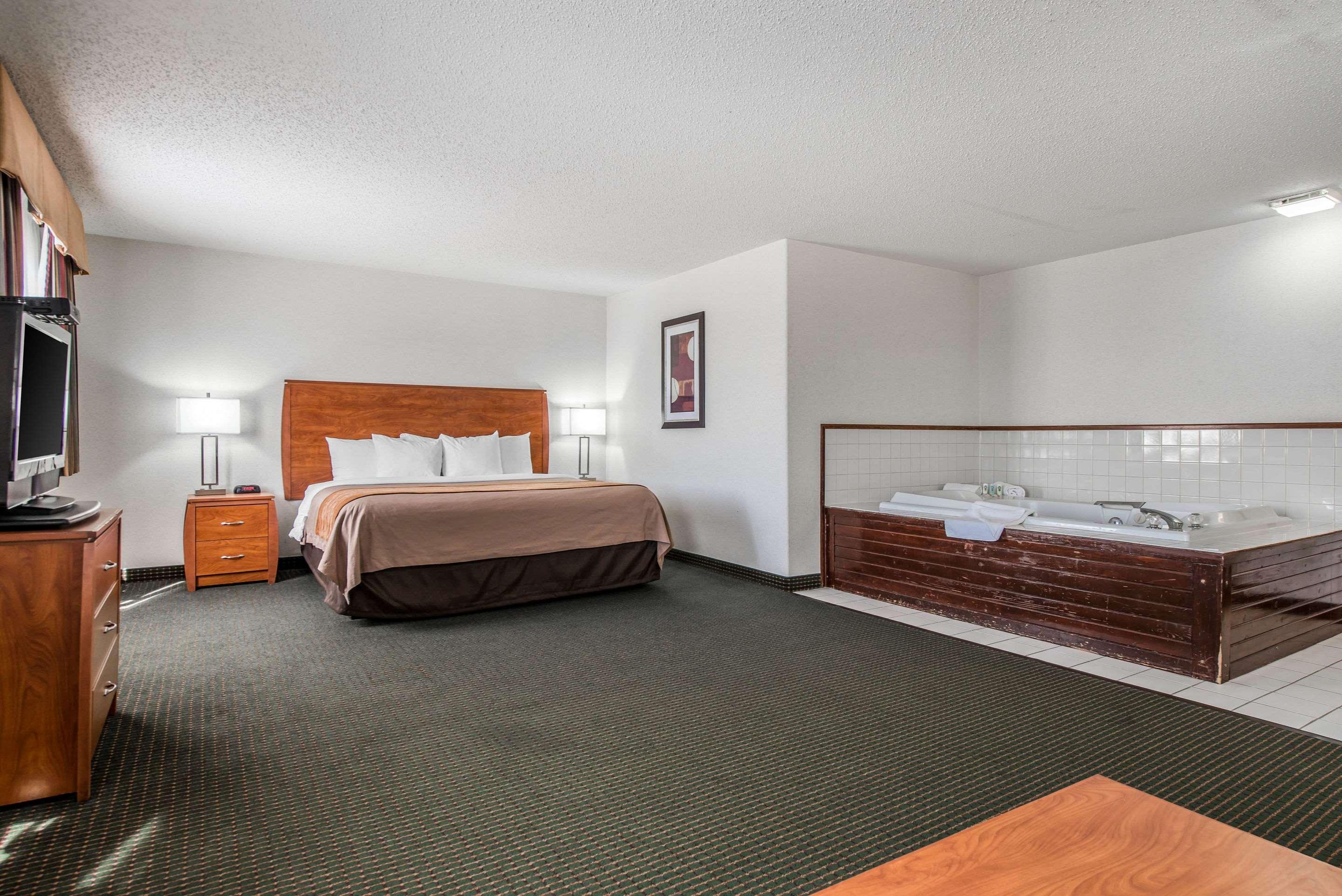 Quality Inn Denver Westminster Buitenkant foto